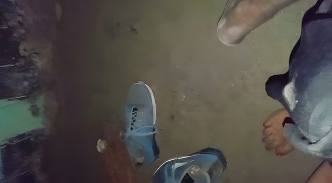 Cute Desi Girlfriend Gets Laid Down For Sex With Bf